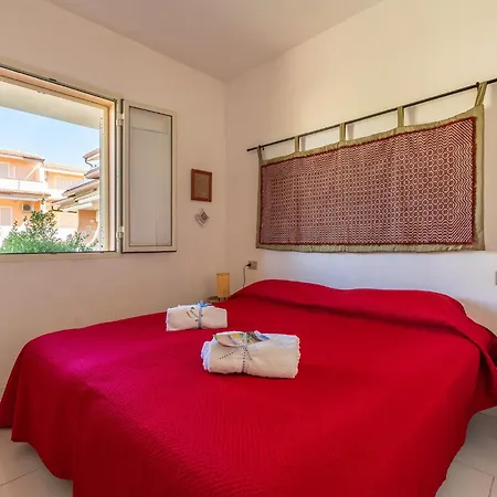 Affittasardegna- Bilo Sa Bellesa Apartamento Badesi